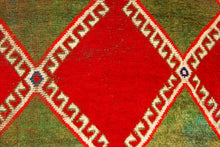 Lade das Bild in den Galerie-Viewer, Rectangular Hand knotted carpet Original Colors CM 230x122
