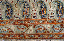 Lade das Bild in den Galerie-Viewer, Tappeto Kashan carpet Original Colors CM 385x283
