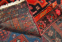 Carica l&#39;immagine nel visualizzatore di Gallery, CM 150x103 Tappeto Original Hand Made Carpets 
