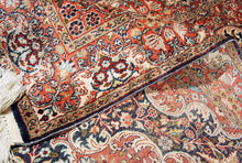 Lade das Bild in den Galerie-Viewer, Original Authentic Hand Made Carpet India Serinegar 152x90 CM

