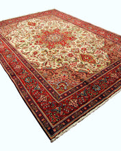 Carica l'immagine nel visualizzatore di Gallery, Tabriz Tapis Original Hand Made Carpets CM 352x252
