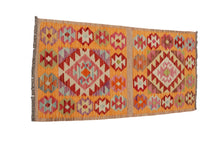 Load image into Gallery viewer, Autentico Kilim Kaudani 106x55 CM (Galleriafarah1970) 
