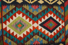 Load image into Gallery viewer, Kilim Kaudani Afganistan 84x64 CM (Galleriafarah1970) 
