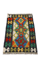 Lade das Bild in den Galerie-Viewer, Kilim Kaudani Afganistan 90x63 CM (Galleriafarah1970) 
