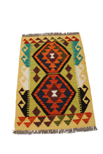 Carica l'immagine nel visualizzatore di Gallery, Kilim Kaudani Afganistan 90x60 CM (Galleriafarah1970) 

