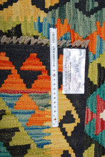 Load image into Gallery viewer, Kilim Kaudani  90x60 CM (Galleriafarah1970) 
