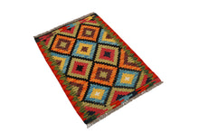 Carica l'immagine nel visualizzatore di Gallery, Kilim Kaudani Afganistan 90x63 CM (Galleriafarah1970) 
