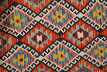 Lade das Bild in den Galerie-Viewer, Kilim Kaudani Afganistan 125x80 CM (Galleriafarah1970) 

