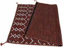 Lade das Bild in den Galerie-Viewer, Kilim Autentico, Originale e Fatto a Mano 140x70 CM

