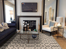 Load image into Gallery viewer, Kilim autentico, originale e fatto a mano 140x70 CM
