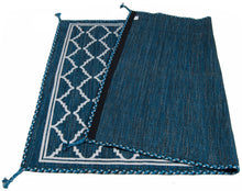 Load image into Gallery viewer, Kilim autentico, originale e fatto a mano 140x70 CM
