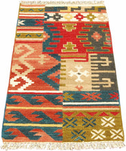 Carica l'immagine nel visualizzatore di Gallery, Kilim indiano autentico moderno e originale, 90x60 cm
