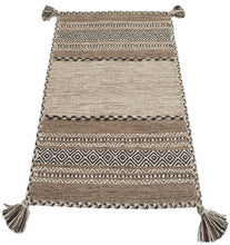 Load image into Gallery viewer, Kilim Lory tribal 100% Cotone, indiano, fatto a mano 90x60 cm
