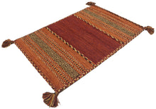 Carica l&#39;immagine nel visualizzatore di Gallery, Kilim Lory tribal 100% Cotone, indiano, fatto a mano 110x60 cm
