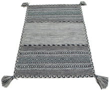 Carica l'immagine nel visualizzatore di Gallery, 150x90 CM Kilim Autentico Originale Fatto a Mano Facile da Pulire Ideale per il bahno e camera da letto
